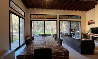 Casa en Venta Costa Esmeralda Barrio Senderos, 3 Dormitorios 150m² Pileta Amoblada USD 250.000