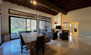 Casa en Venta Costa Esmeralda Barrio Senderos, 3 Dormitorios 150m² Pileta Amoblada USD 250.000