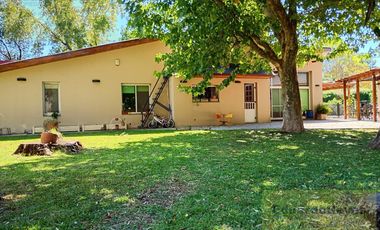 Casa EN VENTA EN COUNTRY EL PARAISO CON 2 LOTES!!