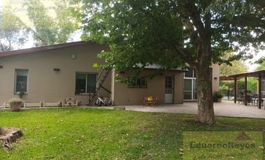 Casa EN VENTA EN COUNTRY EL PARAISO CON 2 LOTES!!