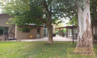 Casa EN VENTA EN COUNTRY EL PARAISO CON 2 LOTES!!