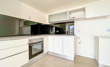 Venta departamento de 3 ambientes con cochera a estrenar, Royal Park, zona La Perla