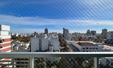 Venta departamento de 3 ambientes con cochera a estrenar, Royal Park, zona La Perla
