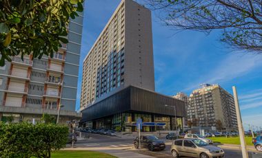 Venta departamento de 3 ambientes con cochera a estrenar, Royal Park, zona La Perla