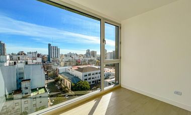 Venta departamento de 3 ambientes con cochera a estrenar, Royal Park, zona La Perla