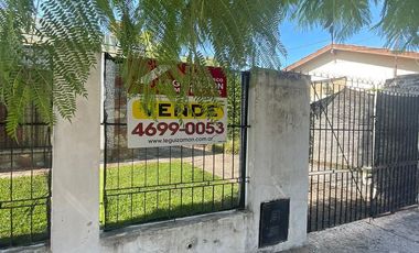 OPORTUNIDAD - CERCA DEL MERCADO CENTRAL - CON GALPON INDEPENDIENTE - COCHERA