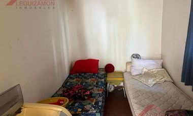 OPORTUNIDAD - CERCA DEL MERCADO CENTRAL - CON GALPON INDEPENDIENTE - COCHERA