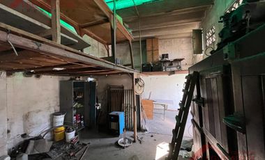 OPORTUNIDAD - CERCA DEL MERCADO CENTRAL - CON GALPON INDEPENDIENTE - COCHERA