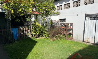 OPORTUNIDAD - CERCA DEL MERCADO CENTRAL - CON GALPON INDEPENDIENTE - COCHERA