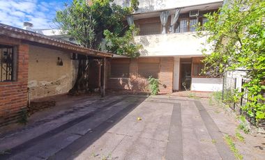 Propiedad única con dos PH y gran potencial — Ideal inversión o refacción total- En Venta