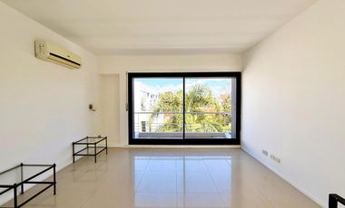 Triplex en Santa Maria de Oro al 3500 OLIVOS