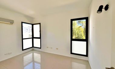Triplex en Santa Maria de Oro al 3500 OLIVOS