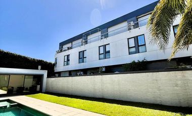 Triplex en Santa Maria de Oro al 3500 OLIVOS