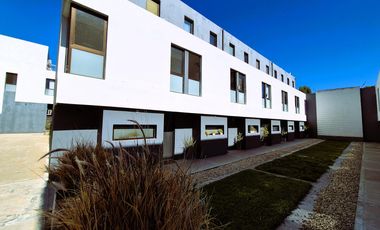 Triplex en Santa Maria de Oro al 3500 OLIVOS