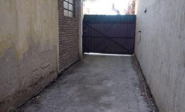 Venta  Casa 3 Amb. S/Lote 8.66x25M² en Ramos Mejia    A Refaccionar