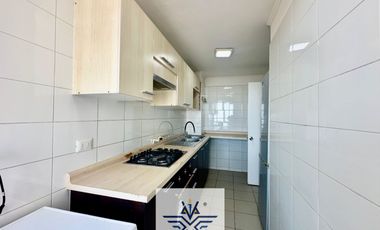 Se arrienda departamento en 24 norte 3D 2B
