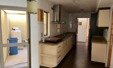 ESPECTACULAR CASA EN ARRIENDO CON PISCINA