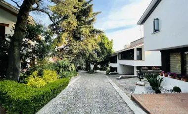 Casa en venta en San Nicolás Totolapan, La Magdalena Contreras, Ciudad de México
