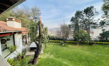 Casa en venta en San Nicolás Totolapan, La Magdalena Contreras, Ciudad de México