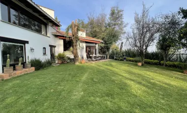 Casa en venta en San Nicolás Totolapan, La Magdalena Contreras, Ciudad de México