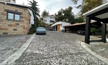 Casa en venta en San Nicolás Totolapan, La Magdalena Contreras, Ciudad de México