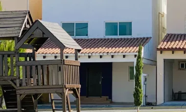 Casa en venta en San Bartolome Tlaltelulco, Metepec, México