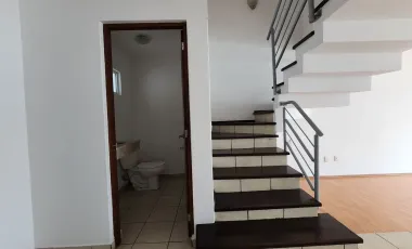 Casa en venta en San Bartolome Tlaltelulco, Metepec, México