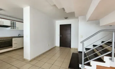 Casa en venta en San Bartolome Tlaltelulco, Metepec, México