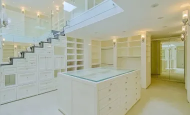 Casa en venta y renta en Bosque Real, Huixquilucan, México