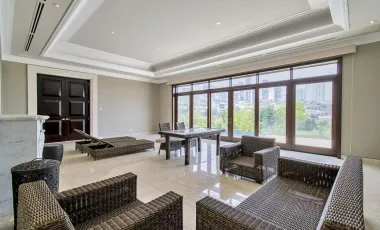 Casa en venta y renta en Bosque Real, Huixquilucan, México