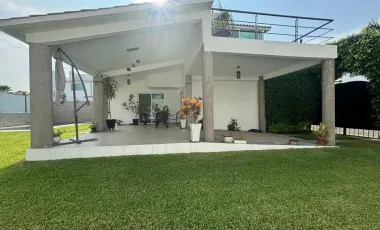 Casa en venta en Oaxtepec Centro, Yautepec, Morelos