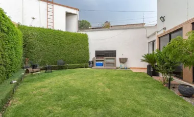 Casa en venta en San Nicolás Totolapan, La Magdalena Contreras, Ciudad de México
