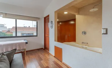 Casa en venta en San Nicolás Totolapan, La Magdalena Contreras, Ciudad de México