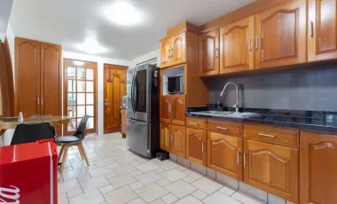 Casa en venta en San Nicolás Totolapan, La Magdalena Contreras, Ciudad de México