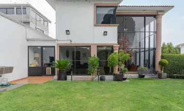 Casa en venta en San Nicolás Totolapan, La Magdalena Contreras, Ciudad de México