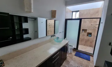 Casa en venta en Atlacholoaya, Xochitepec, Morelos