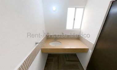 Casa en Venta en Villas Xaltipa II Cuautitlán BJ 26-738