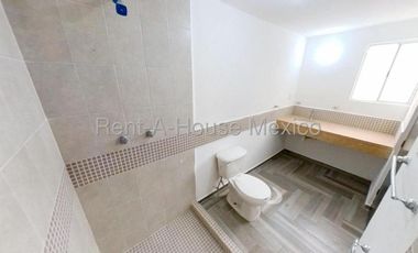 Casa en Venta en Villas Xaltipa II Cuautitlán BJ 26-738