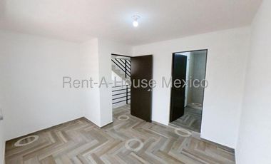 Casa en Venta en Villas Xaltipa II Cuautitlán BJ 26-738