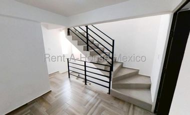 Casa en Venta en Villas Xaltipa II Cuautitlán BJ 26-738