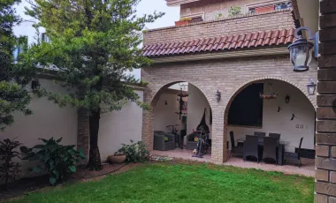 Casa en venta en Colinas de San Jerónimo, Monterrey, Nuevo León