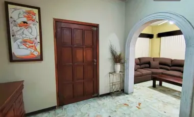 Casa en renta en Altavista, Monterrey, Nuevo León