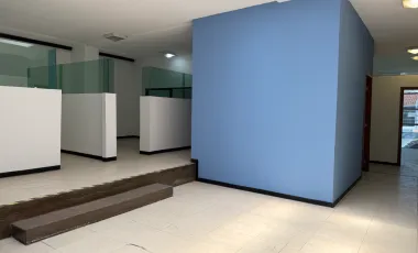 Edificio en venta en Chula Vista, Puebla, Puebla