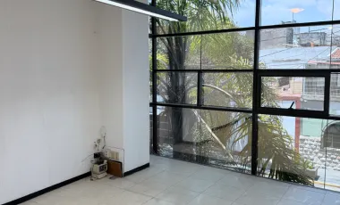 Edificio en venta en Chula Vista, Puebla, Puebla