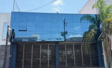 Edificio en venta en Chula Vista, Puebla, Puebla