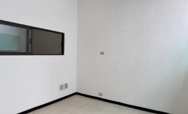 Edificio en venta en Chula Vista, Puebla, Puebla
