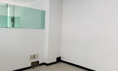Edificio en venta en Chula Vista, Puebla, Puebla