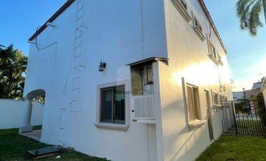 Casa sola en renta en Las Hadas, Centro, Tabasco