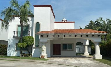 Casa sola en renta en Las Hadas, Centro, Tabasco