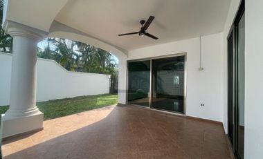 Casa sola en renta en Las Hadas, Centro, Tabasco